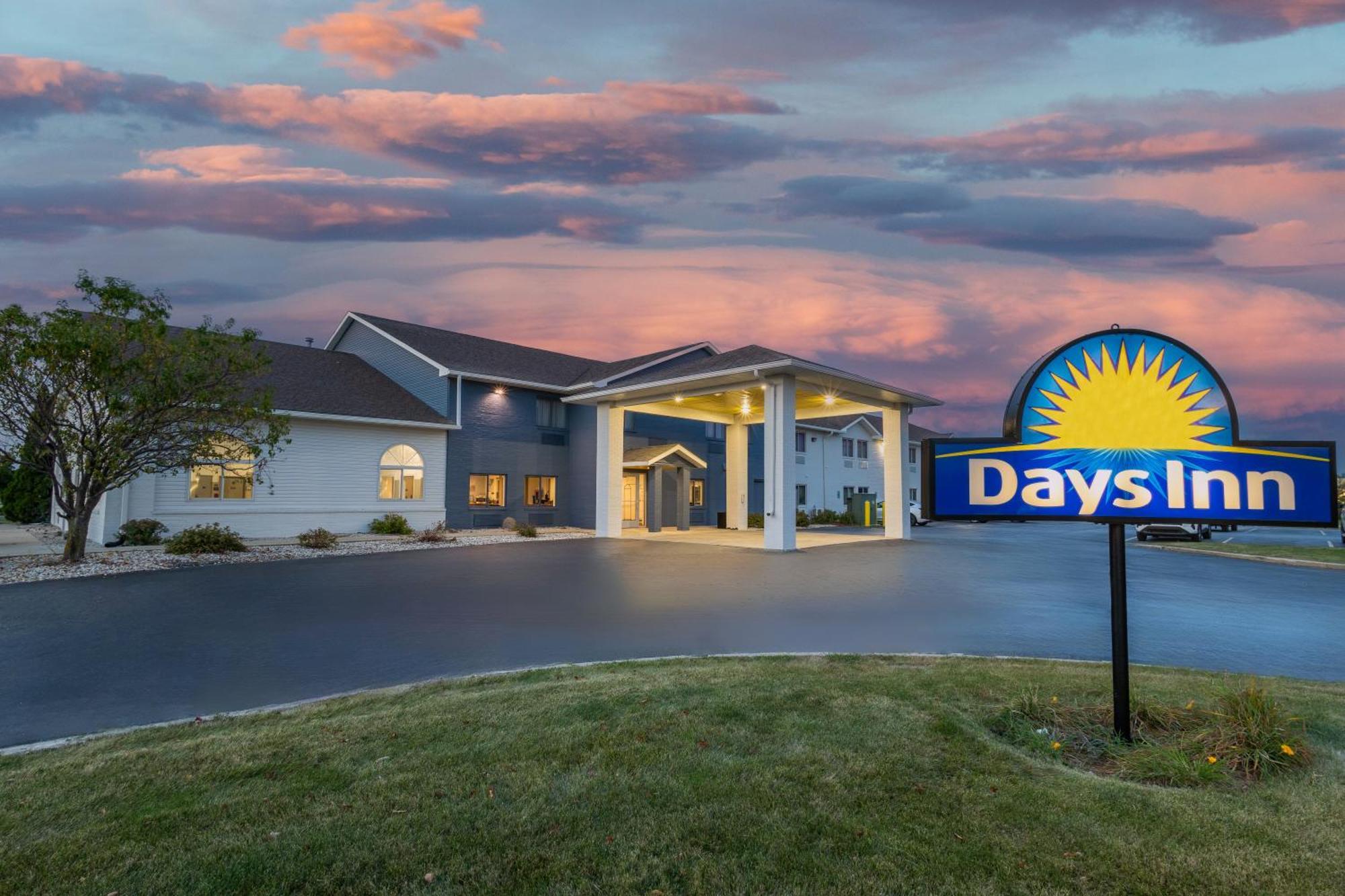 Days By Wyndham Racine/sturtevant Hotel